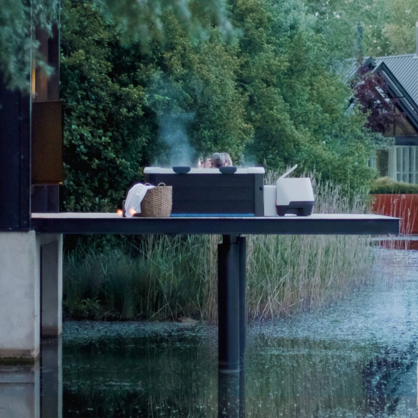 MSpa F-OS063W Oslo Supreme 6-Person 120 Jets Square Spa W/ LED Lights & Integrated App Control (SAK93516)